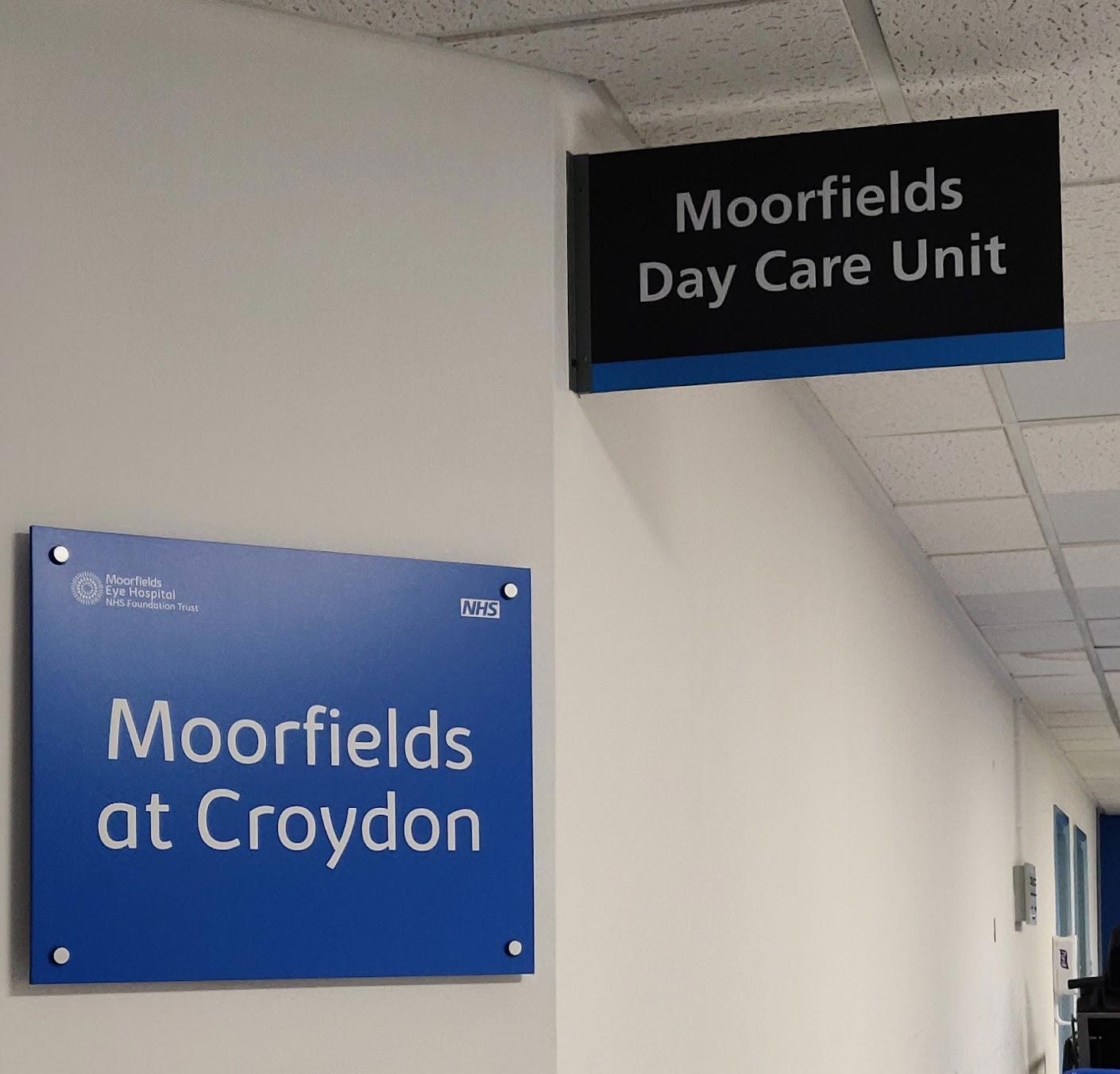 Moorfields Croydon Hospital sign