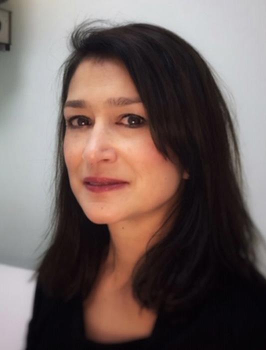 Deborah Kamal headshot