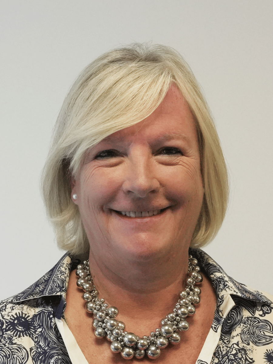 Tracey O'Neill headshot